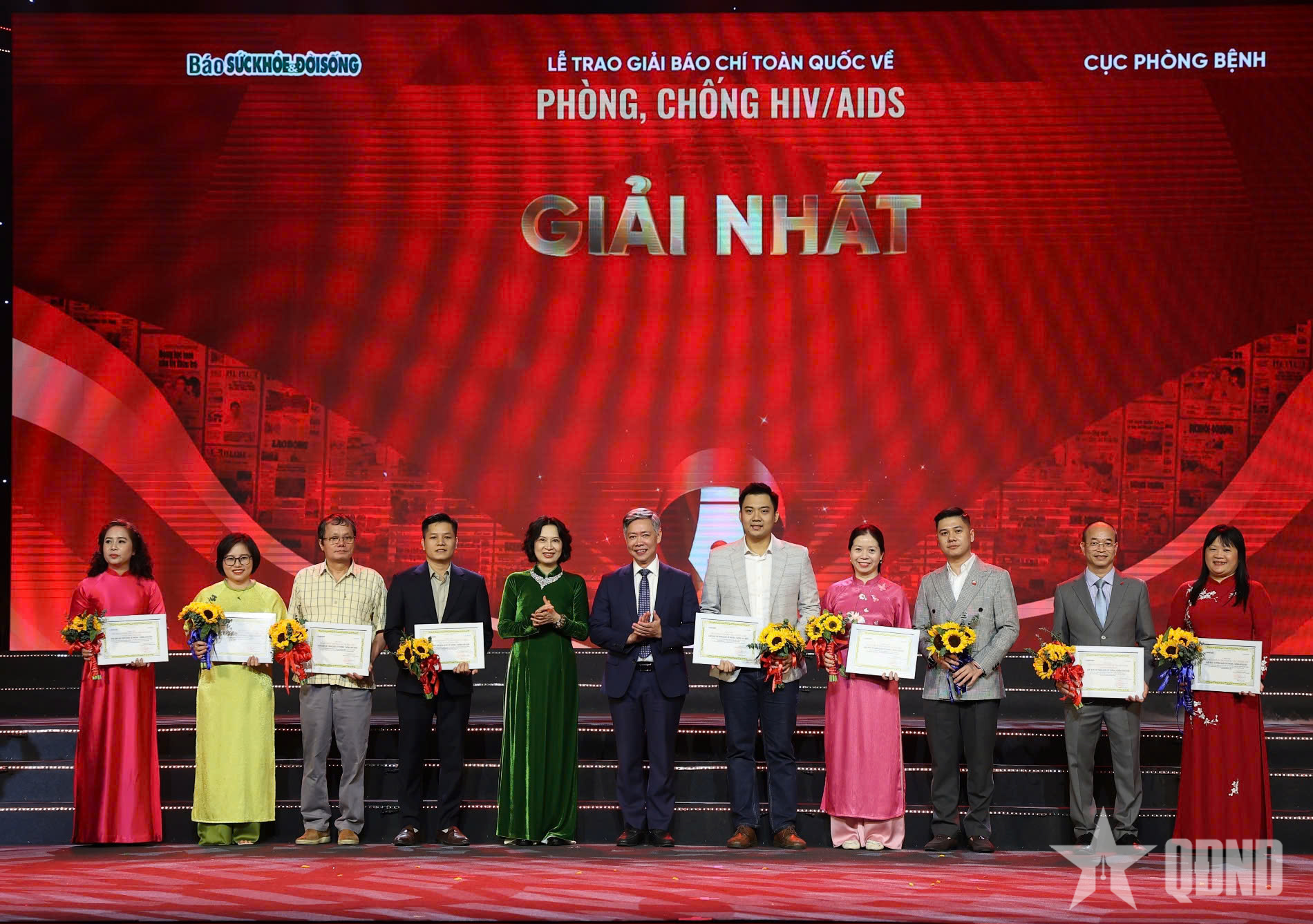 Hơn 1.200 tác phẩm tham gia Giải báo chí toàn quốc về phòng, chống HIV/AIDS lần thứ nhất